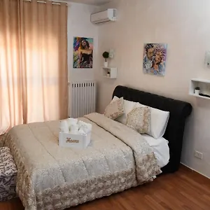 Casa Donna Di Cuori , Fiumicino Italie